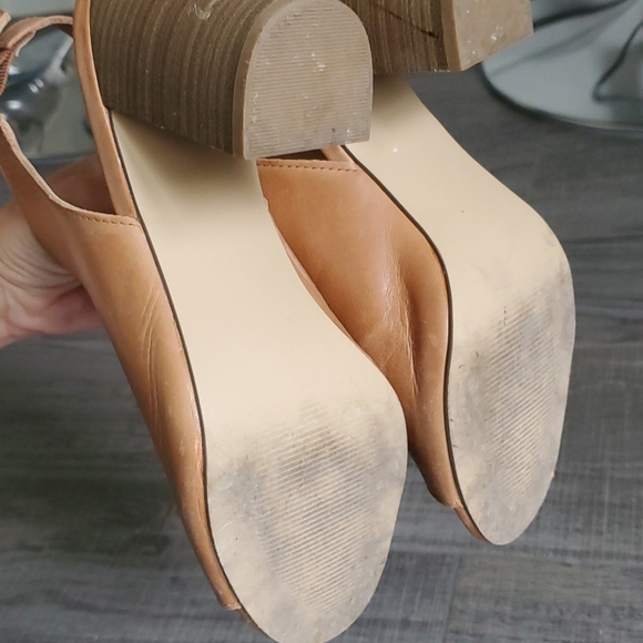 Gap leather open toe sandals - Picture 8 of 9